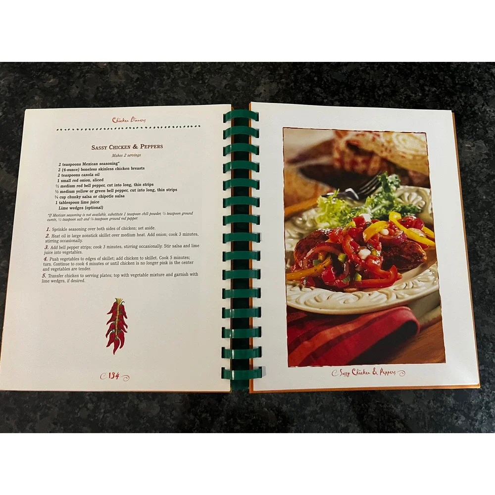 Mexican Cooking Spiral Bound Cookbook Recipes Chili Stew Tacos Fajitas‎ 2005